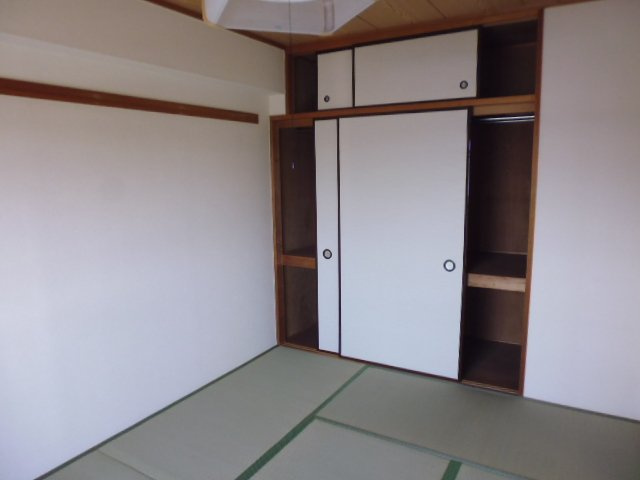 エースＣityの内装