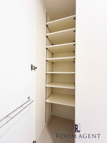 エスリード大須デュオの玄関