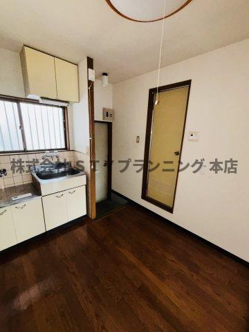 シャトウ山田のキッチン