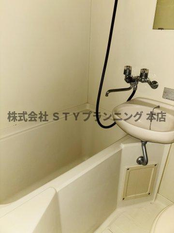 シャトウ山田の浴室