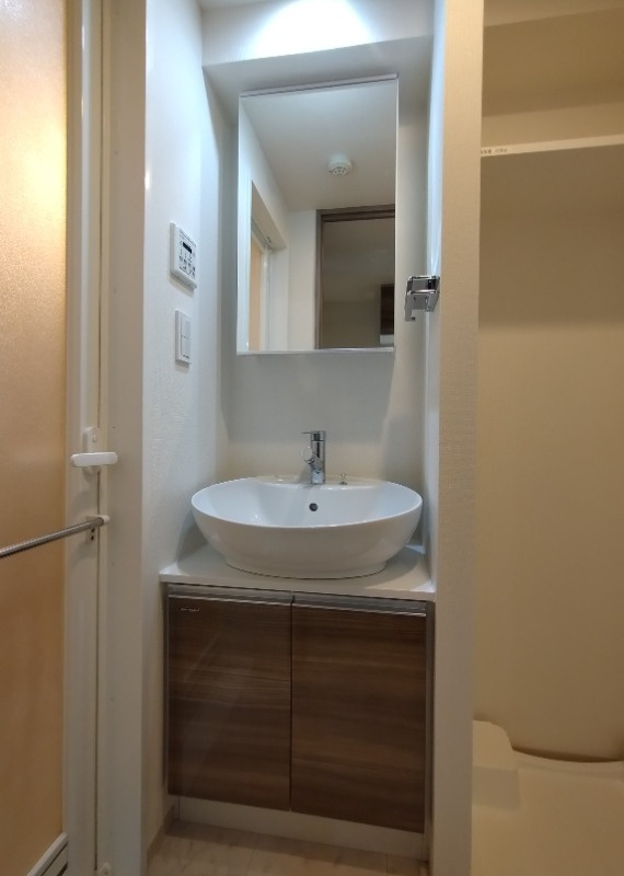 クレイシアIDZ横浜桜木町の洗面所