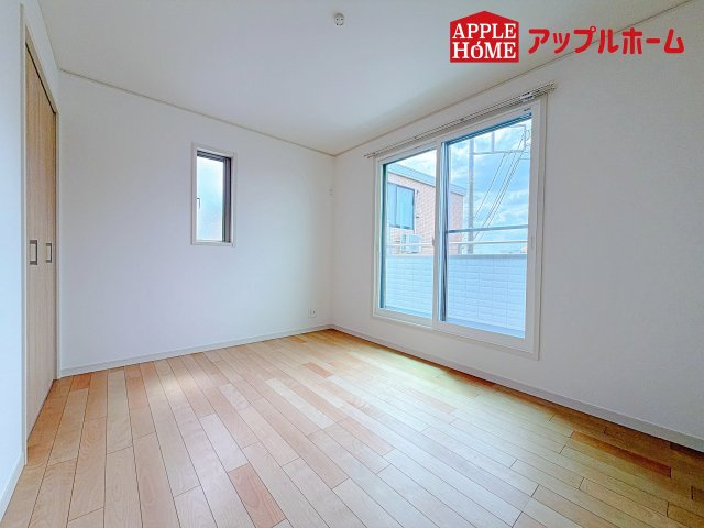 [新築住宅] さいたま市北区奈良町 2期 全1棟の洋室|居室は全室収納あり！たっぷりある収納活用でお部屋もキレイを保てます♪