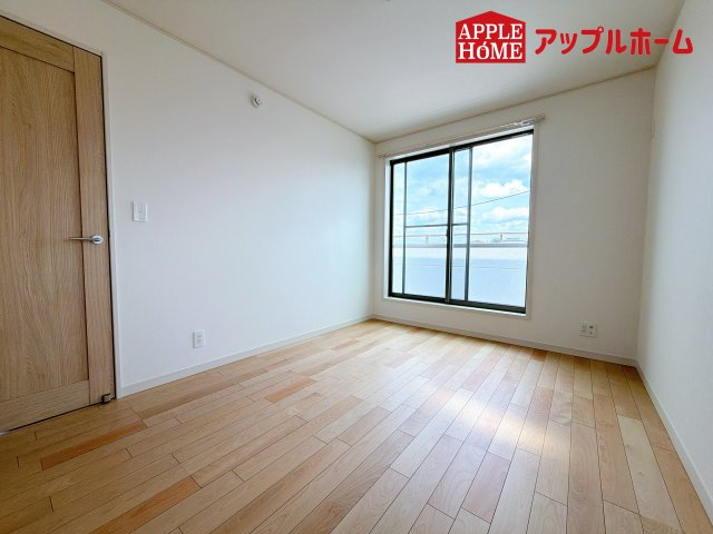 [新築住宅] さいたま市北区奈良町 2期 全1棟の洋室|居室は全室収納あり！たっぷりある収納活用でお部屋もキレイを保てます♪