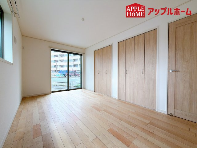 [新築住宅] さいたま市北区奈良町 2期 全1棟の洋室|居室は全室収納あり！たっぷりある収納活用でお部屋もキレイを保てます♪