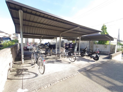 【その他共用部分】 | サニープレイス福山　M棟 | 屋根付き駐輪場