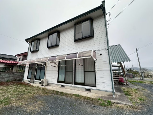 一関市一棟アパートの外観