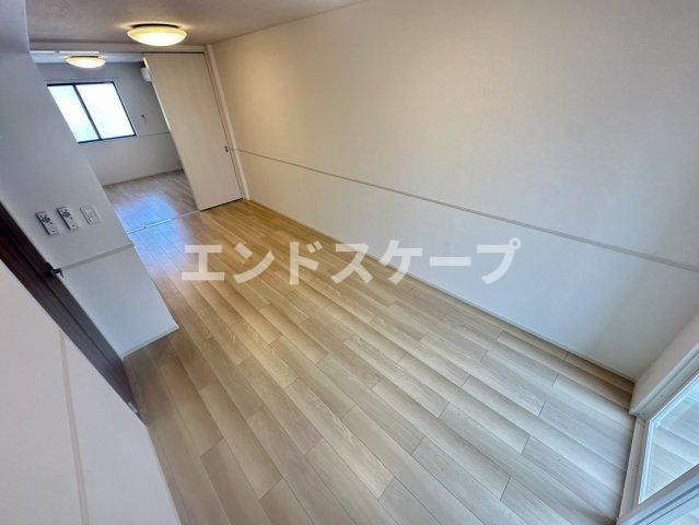 グランテラス　Ⅳの居間・リビング|高崎、前橋のお部屋探しはエンドスケープまで！お客様の理想お聞かせ下さい♪