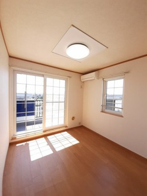 【居間・リビング】 | ヴェルジネ