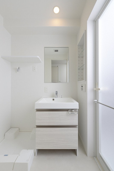 【洗面所】 | 新品家具付きマンション姪の浜31(KaGood福岡)