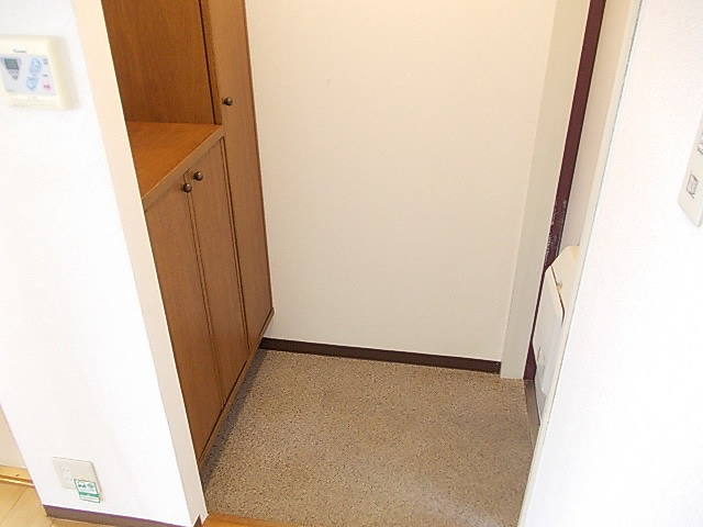 カーサクアトロの玄関