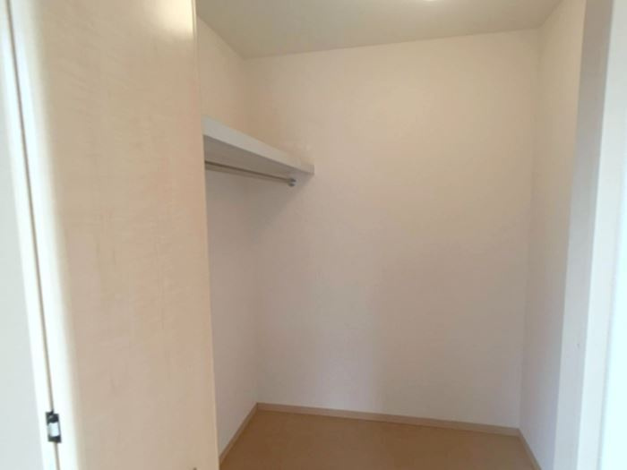 モンテアンヴァレB棟の収納