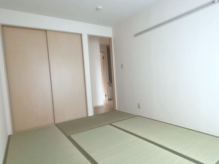 モンテアンヴァレB棟の和室