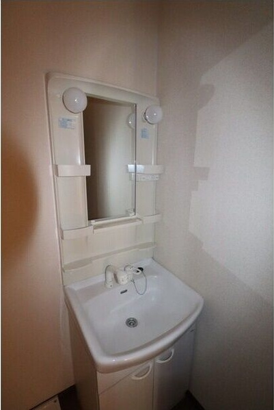 アンプルール リーブル 苗場　　刈谷市近郊の賃貸はクラスホーム刈谷店の洗面所