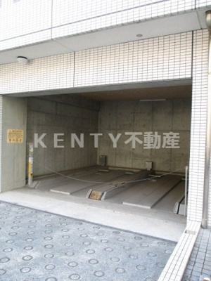 【駐車場】 | サンピエス大森 | 車をお持ちの方に嬉しい駐車場付きの物件です