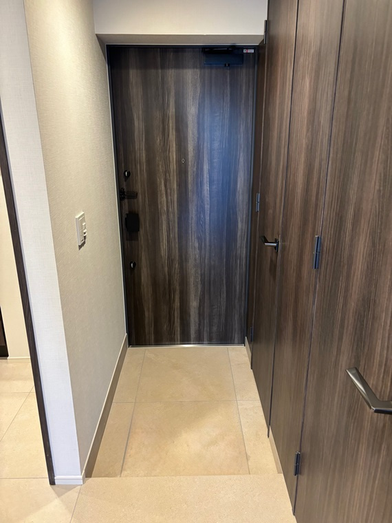 ピアース世田谷松原の玄関