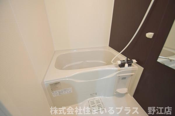 フジパレス新森の浴室