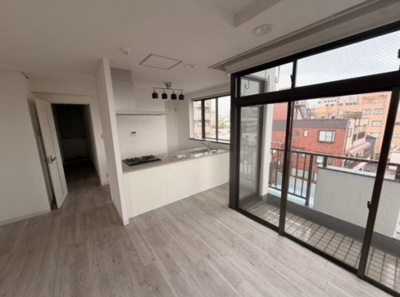 【居間・リビング】 | キャステルフォール・オノ | ゆったり過ごせる居間です