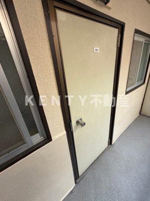 【玄関】 | Kハイム | 収納もある玄関です