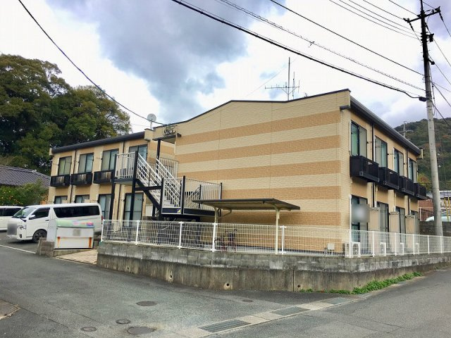 レオパレス御堀Ⅱの外観