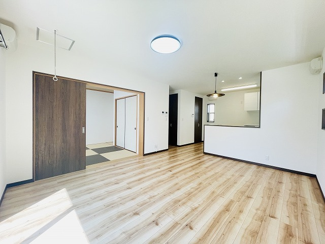 【居間・リビング】 | 小郡市二森　戸建て