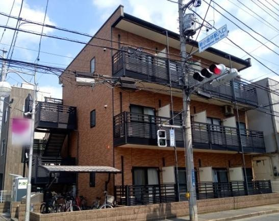 レオネクストレスポワールの外観