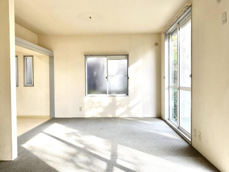 千代田戸建の居間・リビング