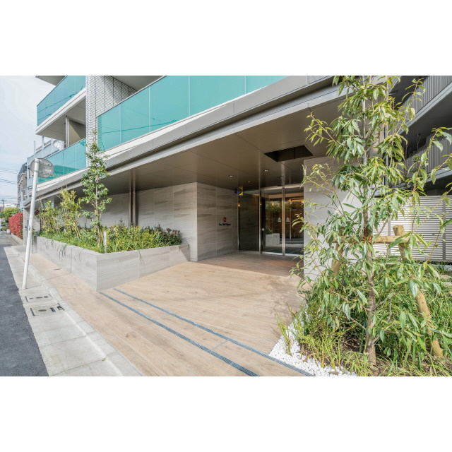 ドゥーエ西馬込のエントランス