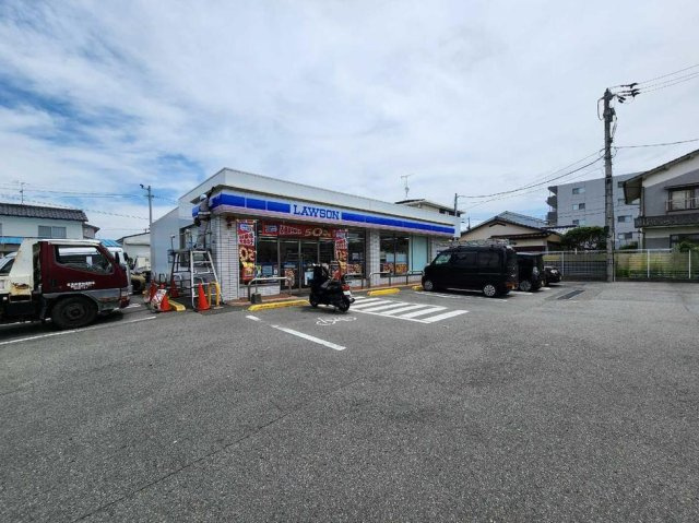 レオパレススカイの周辺