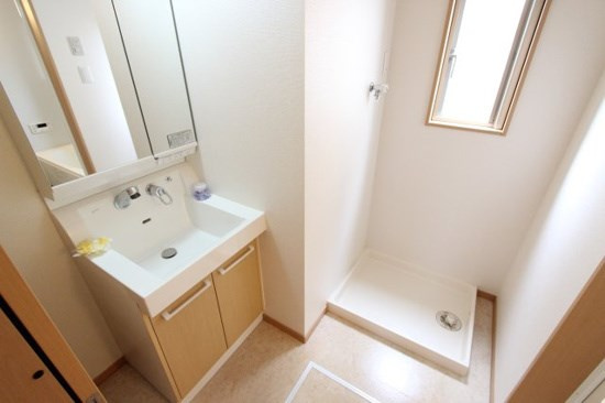 内田東町１－３２コダテックスⅢＢの洗面所