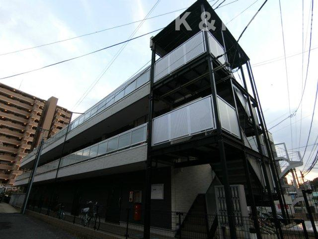 リブリ・クレイン柏のエントランス|ゆとりのあるエントランスです