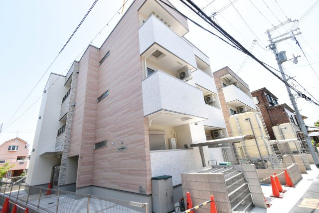 フジパレス甲子園口ノースの外観