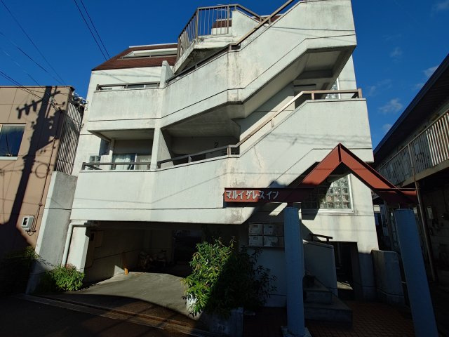 マルイグレースイン元町の外観