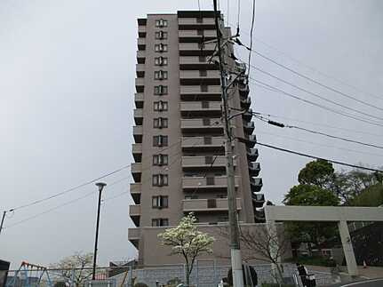 コスモ三滝本町1丁目の外観