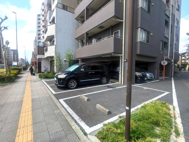 東向島ダイヤモンドマンションの駐車場
