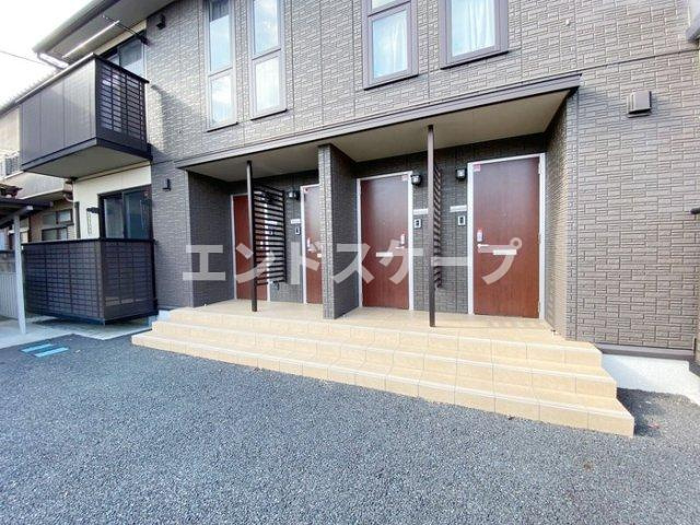 ショウ キャッスルのエントランス|高崎、前橋、伊勢崎エリアのお部屋探しはエンドスケープまで！お客様の理想お聞かせ下さい♪