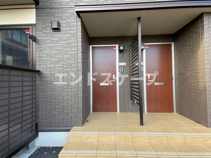 ショウ キャッスルの玄関|高崎、前橋、伊勢崎エリアのお部屋探しはエンドスケープまで！お客様の理想お聞かせ下さい♪