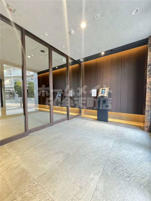 【エントランス】 | ソルテラスOSAKA弁天町クレアスト