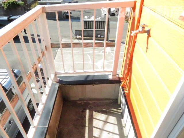 グレース南柏Ⅰのバルコニー|暖かな日差しのふりそそぐバルコニー