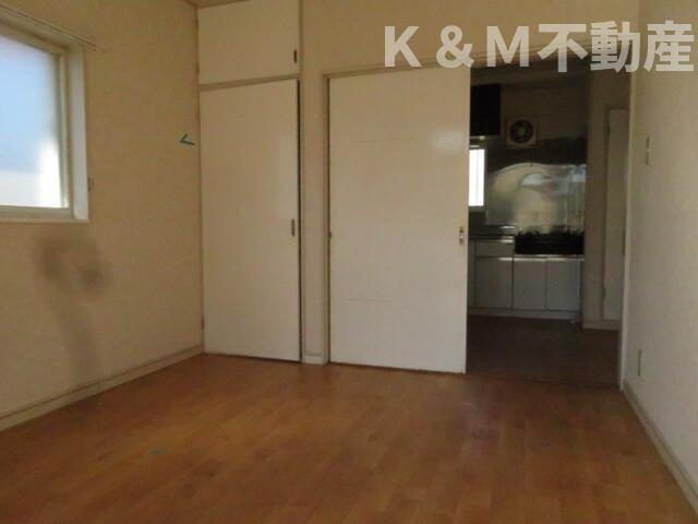 グレース南柏Ⅰの居間・リビング|ゆったりとした居間です