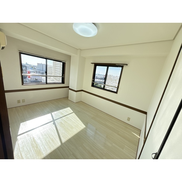 CITYPARK光の内装