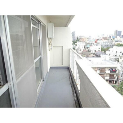 【バルコニー】 | サニーコート東中野 | 暖かな日差しのふりそそぐバルコニー