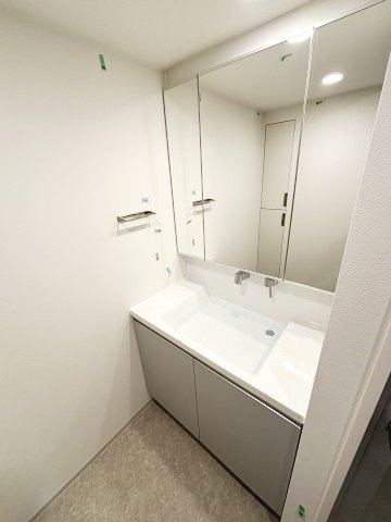 プラウドフラット本郷三丁目の独立洗面台|※写真は同タイプの別室になります