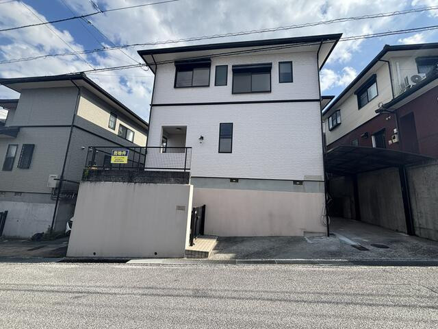 高知市潮見台１丁目の中古一戸建