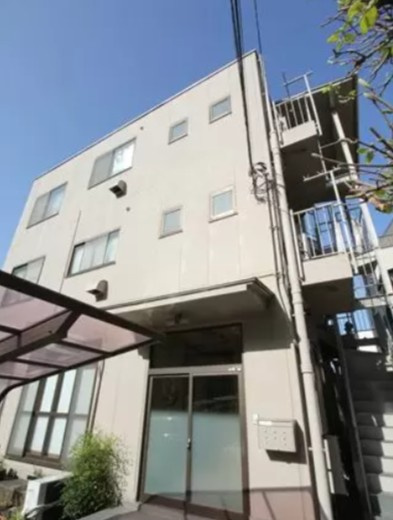 桂芳山ビルの外観