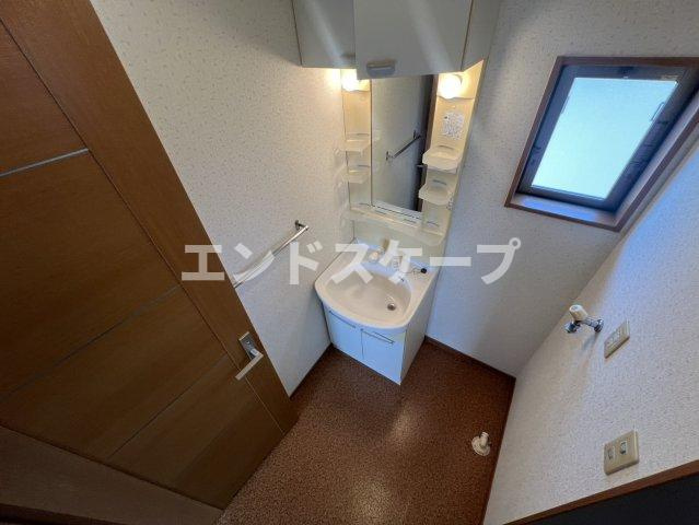 ひまわりⅣの周辺|吉井郵便局まで1400m
高崎、前橋のお部屋探しはエンドスケープまで！お客様の理想お聞かせ下さい♪
