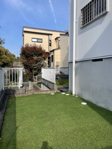 川西市南野坂１丁目　中古戸建の庭|裏庭のドッグランスペースです(*^_^*)