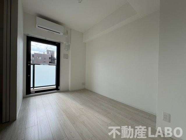 大阪難波Noahの居間・リビング