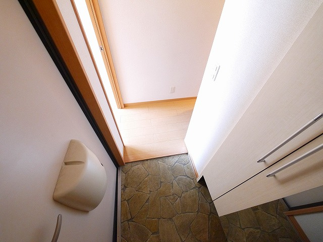 メゾンリヴェールの玄関|玄関です