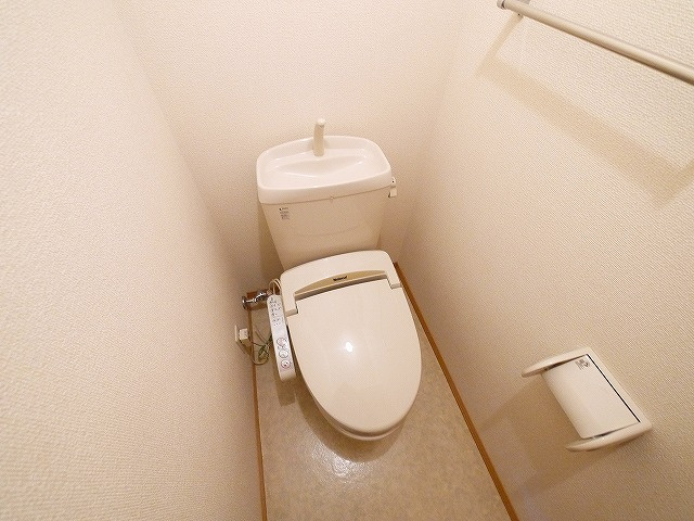 メゾンリヴェールのトイレ|シンプルで使いやすいトイレです