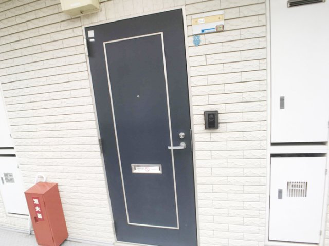 エステートピア板宿の玄関